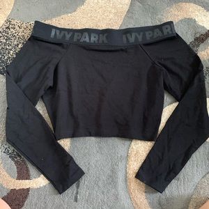 IVY PARK OFF THE SHOULDER CROP TOP